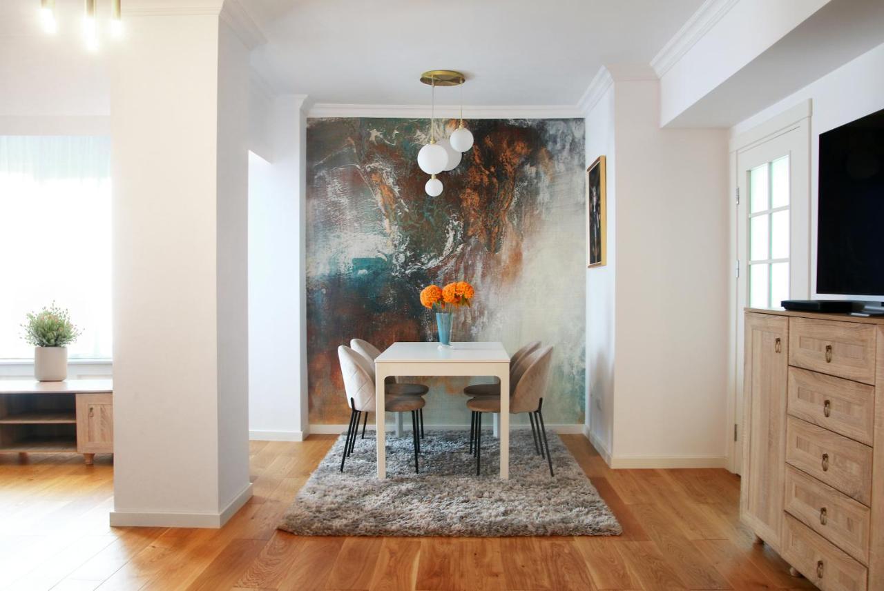 Premium Central Apartment Brasov Luaran gambar